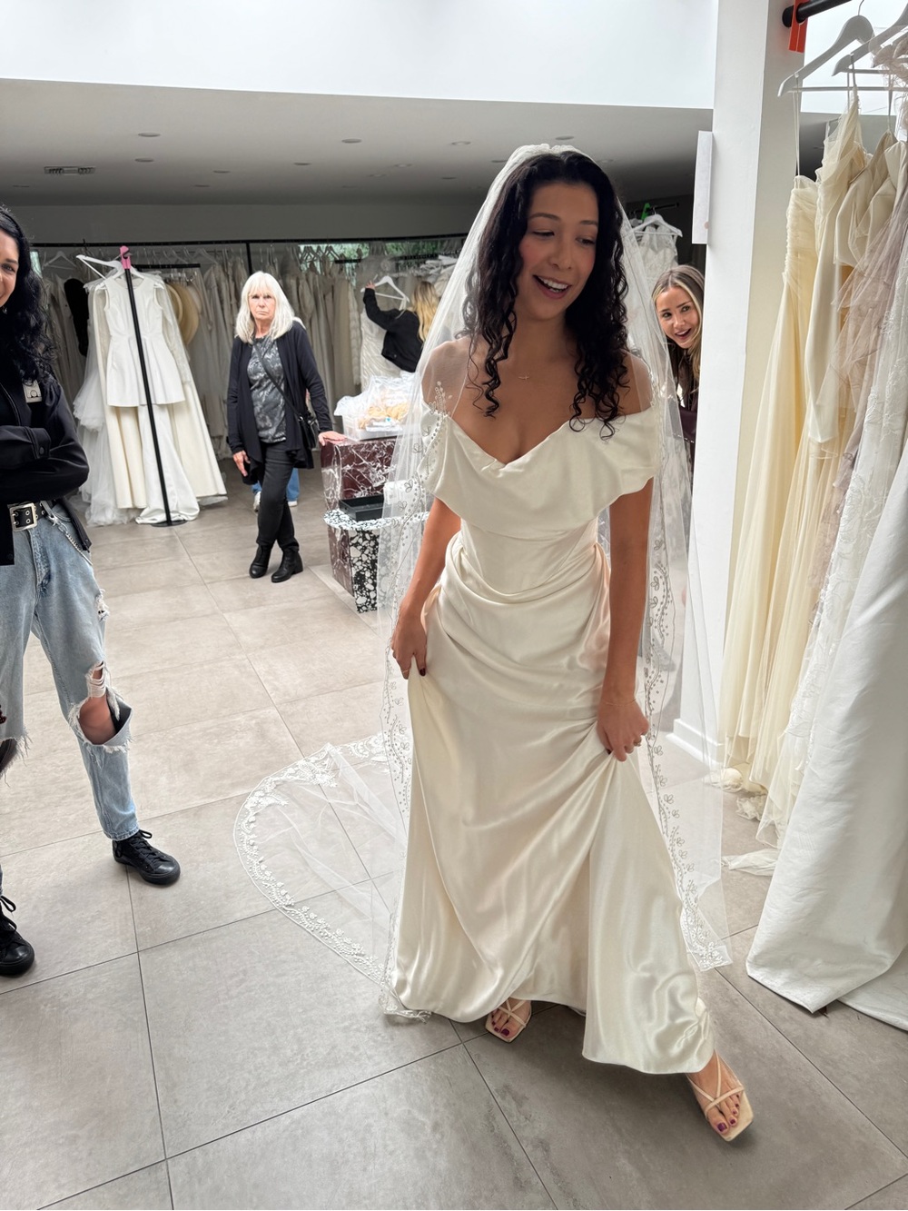 Vivienne Westwood Nova Cocette Ivory Satin Gown (2022) - Picture 9 of 10